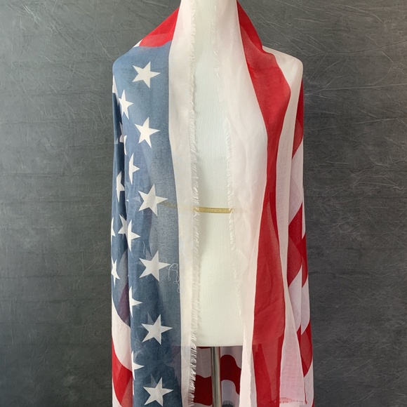 Old Navy American Flag Scarf - Picture 2 of 9